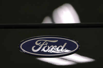 Trump tariff hit: Ford withdraws 2025 forecast, Q1 profits fall by 65%, revenues fall to $40 billion