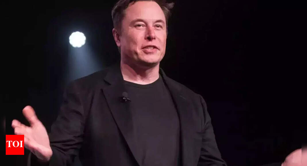 'Earth will be destroyed by Sun’: Elon Musk’s warning as he pushes for Mars - Times of India