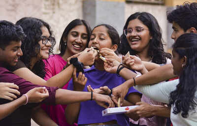 MP Board 12th Result 2025: Priyal Dwivedi Becomes MPBSE Intermediate Topper, Check Stream Wise List Here – The Times of India