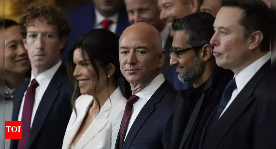 Amazon founder Jeff Bezos loses World's Second-Richest man title to his competitor