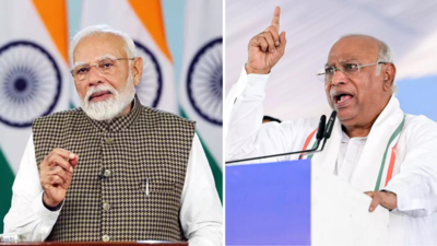 'Sarkaar Jhukti Hay': Mallikarjun Kharge'S BIG ATTACK on PM Modi | Pahalgam Attack | Caste Census