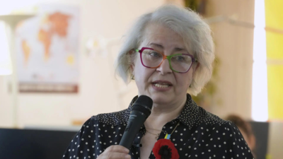  Journalist Ekaterina Barabash who fled house arrest in Russia resurfaces in Paris