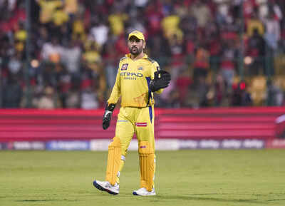 MS Dhoni 'He will play': CSK bowling coach gives fitness update on MS Dhoni
