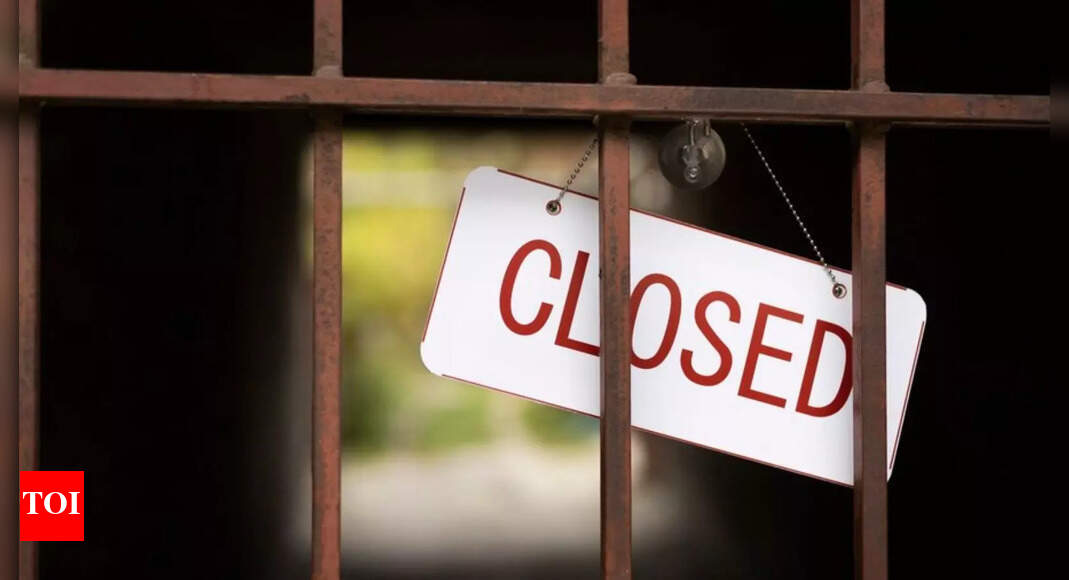 Airports closed, schools shut in border areas of Rajasthan and Punjab following Operation Sindoor; UP on high alert | – The Times of India