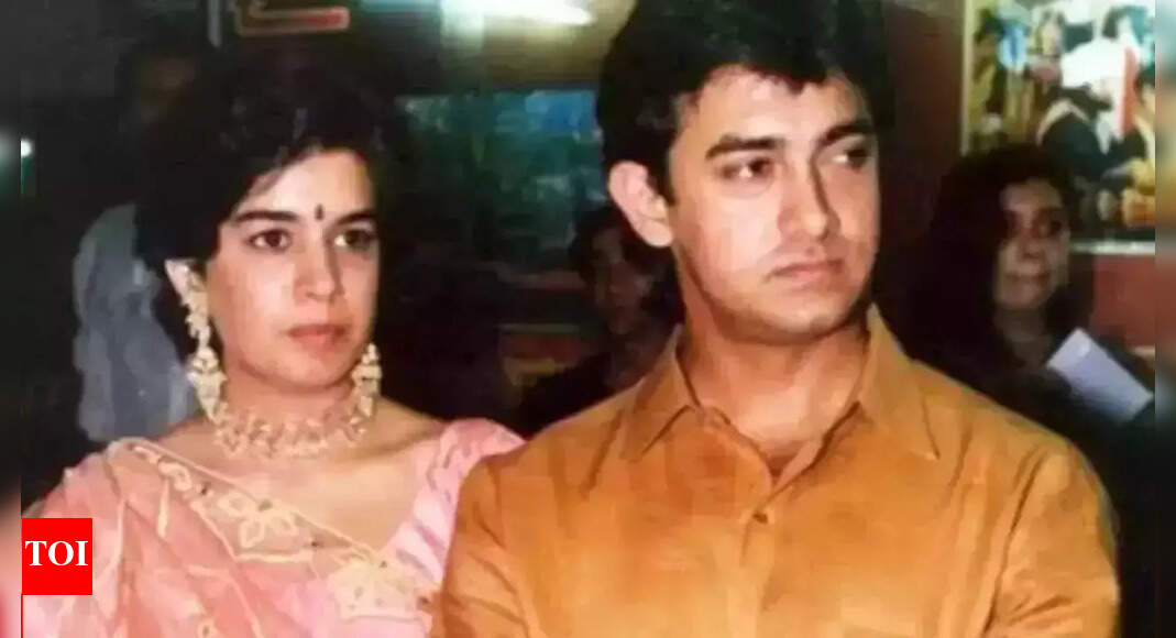 आमिर खान ने रीना दत्त के साथ अपनी गुप्त शादी पर 50 रुपये बिताए, शेज़ाद खान कहते हैं: “मुझे गवाहों में से एक होना चाहिए था” आमिर खान ने रीना दत्त के साथ अपनी गुप्त शादी पर 50 रुपये बिताए, शेज़ाद खान कहते हैं: “मुझे गवाहों में से एक होना चाहिए था”