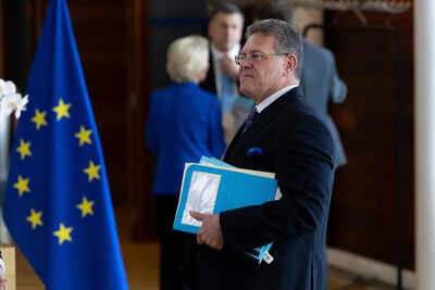EU trade chief says accelerating free trade talks with Asia