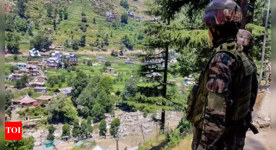 Pakistan shelling kills 12, prompts evacuation in J&K border districts