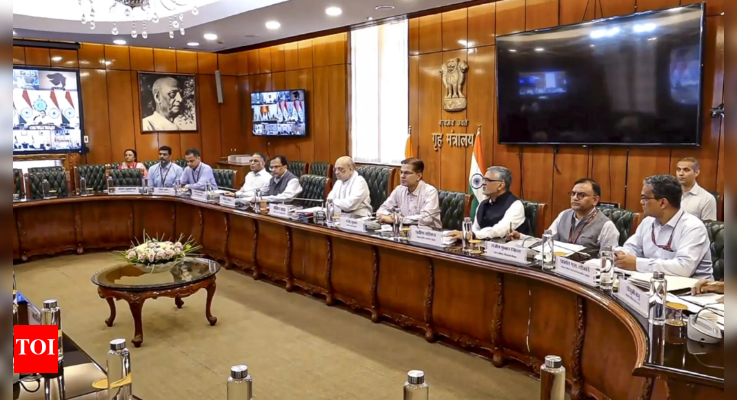 Be on alert, secure vulnerable points: Amit Shah to border states | India News – The Times of India