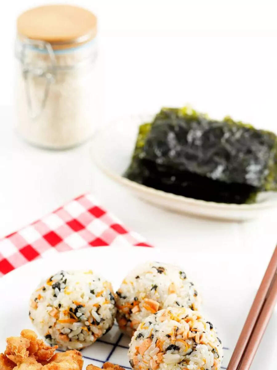 How to make cheesy Korean Rice balls with leftover rice | Times of India