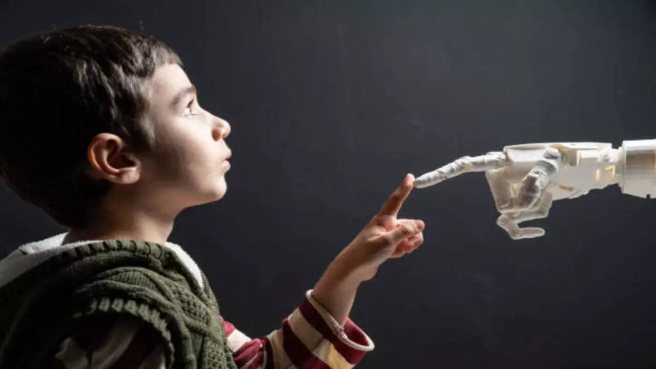 Google DeepMind research scientist: The way young people are using AI is disappointing, they need to…