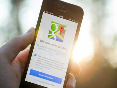 Google Maps for iPhone now lets you save places directly from screenshots