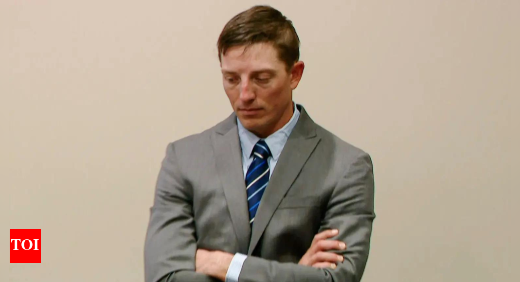 Mistrial for Michigan police officer charged in fatal shooting of Congolese immigrant | World News