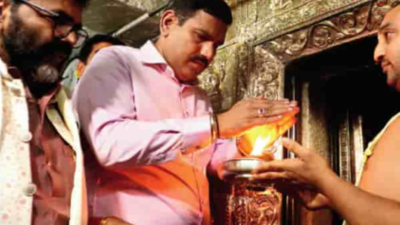 35,000 temples chant for soldiers: Special pujas, homas in Bengaluru as citizens pray for India’s armed forces