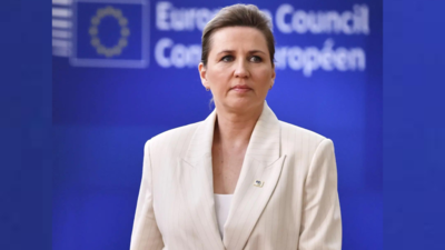  Denmark PM warns US amid Greenland espionage row