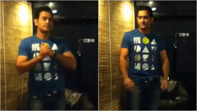 When MS Dhoni danced to John Abraham's ‘Jhak Maar Ke’ from 'Desi Boyz' - WATCH video