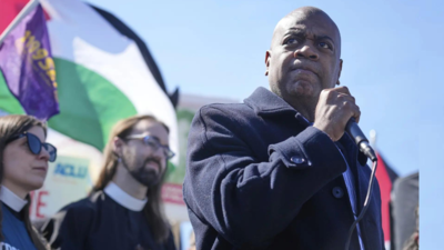 'Didn't do anything wrong': Newark mayor Ras Baraka arrested, then released at immigration detention protest