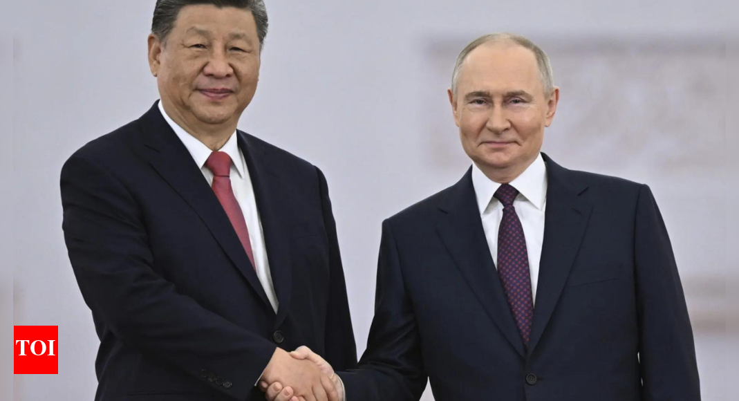 Xi meets Putin as China, Russia strive for new world order