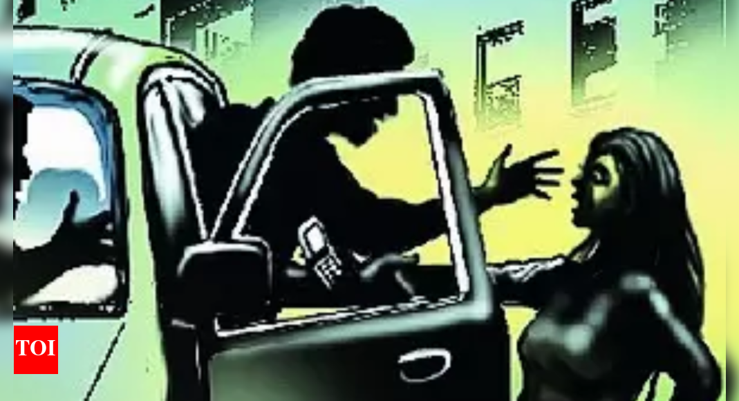 17-year-old gangraped in moving car; friend, 19, pushed out, dies
