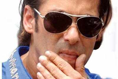 Salman Khan’s ‘jaw pain’ returns