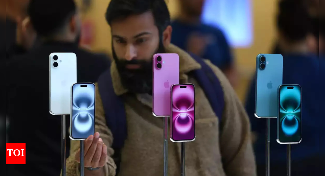 iPhones may get expensive and the reason is not Trump Tariffs directly