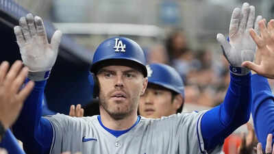 Freddie Freeman compared to legends as Sean Casey applauds his career