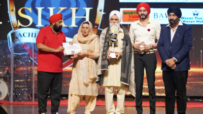 Sikh achievers' awards in Mumbai honour pathbreakers aged 6 to 60