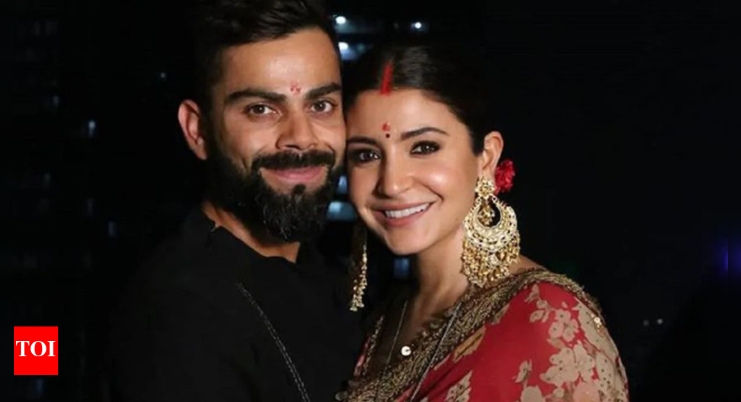 विराट कोखली ने अनुष्का शर्म्मा के साथ वृंदावन का दौरा किया, एक दिन बाद सेवानिवृत्ति का परीक्षण करें: देखें वीडियो | हिंदी पर फिल्म समाचार