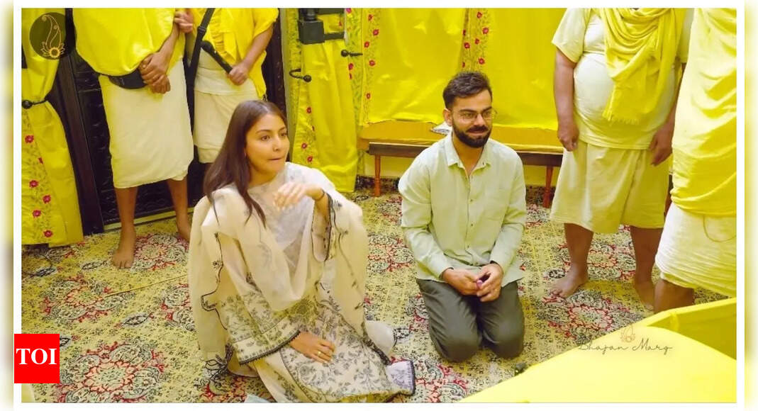 अनुष्का शर्मा एक परीक्षण रोने से सेवानिवृत्ति के बाद विराट कोचल के साथ वृंदावन का दौरा करती है; वह प्रीमियम और महाराजा ‘क्या नाम जाप से हो जयगा?’ – देखें वीडियो |