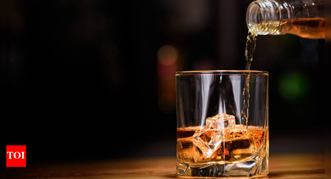 Decoding Your Blood Pressure: How Alcohol & Lifestyle Choices Impact Your Heart Health