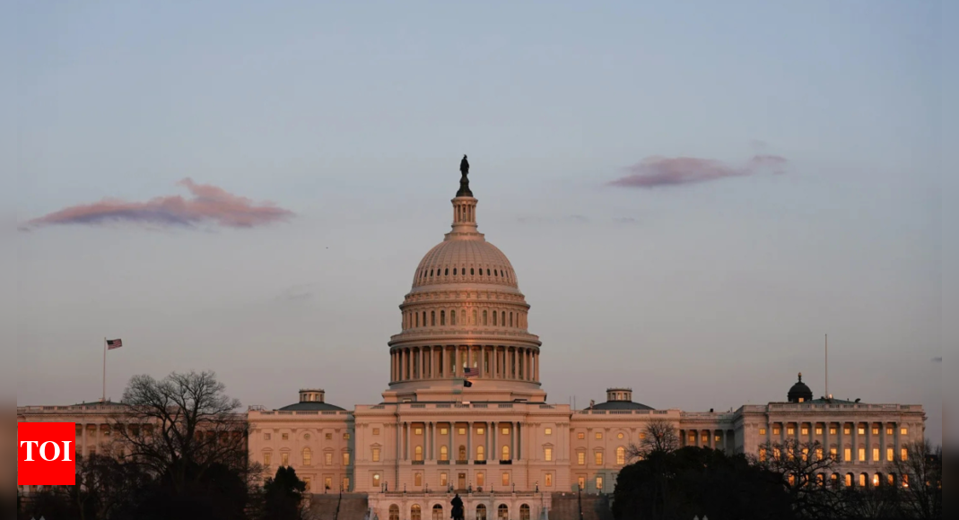 Trial opens for former Capitol riot defendant who was arrested near Obama's DC home in 2023