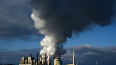 Dutch climate group launches new case against Shell