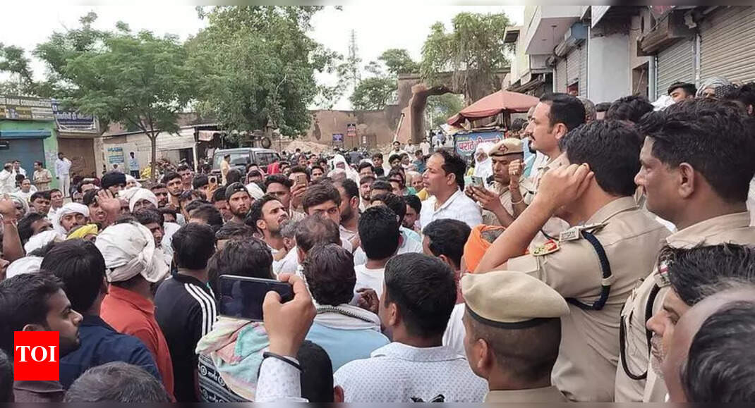 Refused to deliver samosa, sweet shop owner shot dead by group of 4 in Haryana