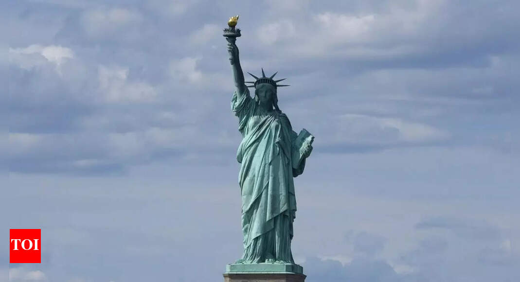 Ann Coulter asks why Trump can't get Qatari jet if US accepted Statue of Liberty from France as a gift