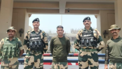After weeks of tension, India and Pakistan exchange Pakistani ranger, BSF jawan at Attari-Wagah border