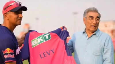 'Schitt gets real' in IPL as Eugene Levy meets RR coach Rahul Dravid in unexpected crossover