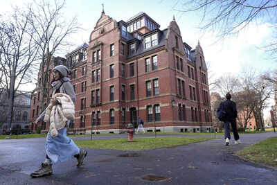 US slashes another $450 million from Harvard, deepening $2.6 billion standoff over campus politics