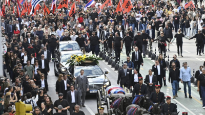Mourners from all corners of Uruguay bid farewell to iconic former President Jose Mujica