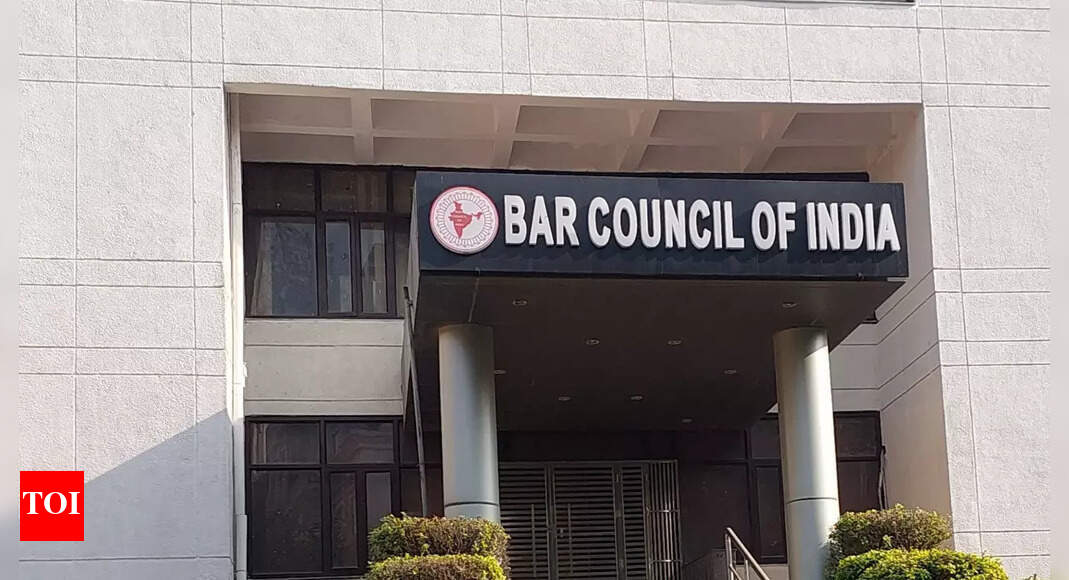 वकीलों की परिषद ने भारत में अभ्यास के लिए विदेशी वकीलों, फर्मों के लिए मार्ग का खुलासा किया