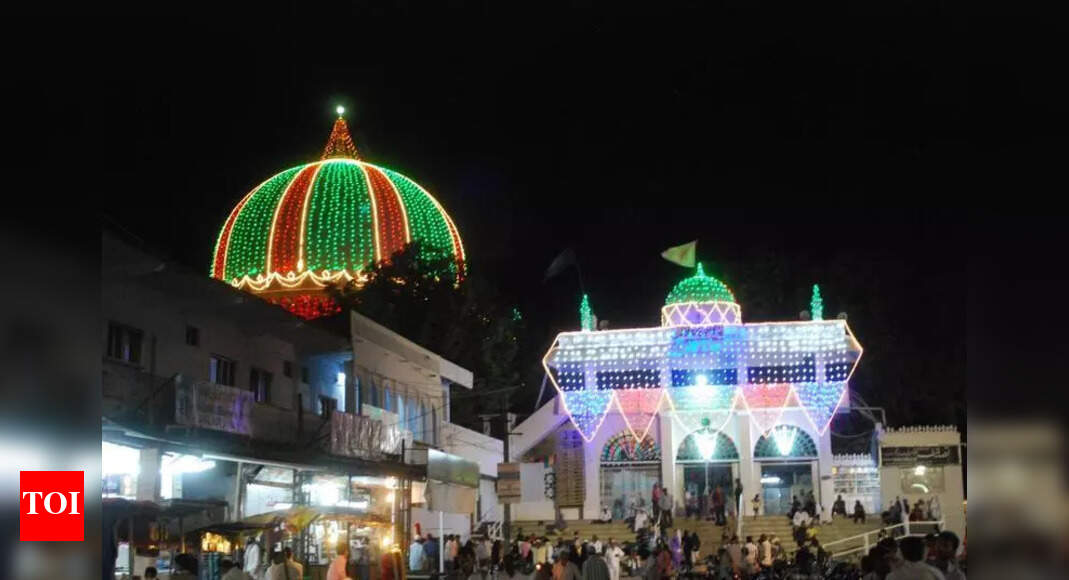 621st Urs of Khwaja Bande Nawaz Begins in Kalaburagi