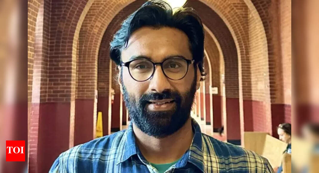 न्यायाधीश एक भारतीय छात्र को बर्फ से मुक्त करने का आदेश देता है