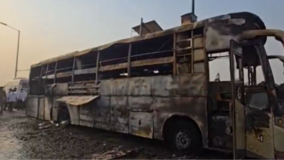 5, including 2 kids, charred to death as Bihar-Delhi double-decker bus catches fire in Lucknow