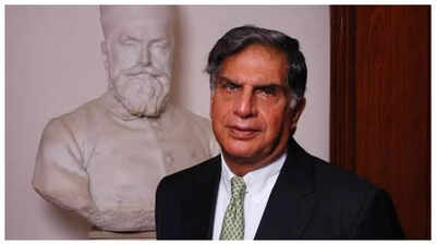 Did you know Ratan Tata’s closest friend stayed in the same room as him, and the duo even went on a picnic! No, it's not Amitabh Bachchan or Rajesh Khanna but someone you may not know….
