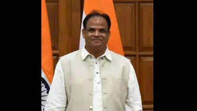 ट्रेड यूनियन के पूर्व मंत्री जॉन बारला टीएमसी से जुड़ते हैं, का कहना है कि बीजेपी ने जनजातियों को विकसित करने के प्रयासों को अवरुद्ध कर दिया