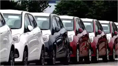 April '25 Auto Sales: Passenger vehicles hit record-high, 2-wheelers witness sharp decline