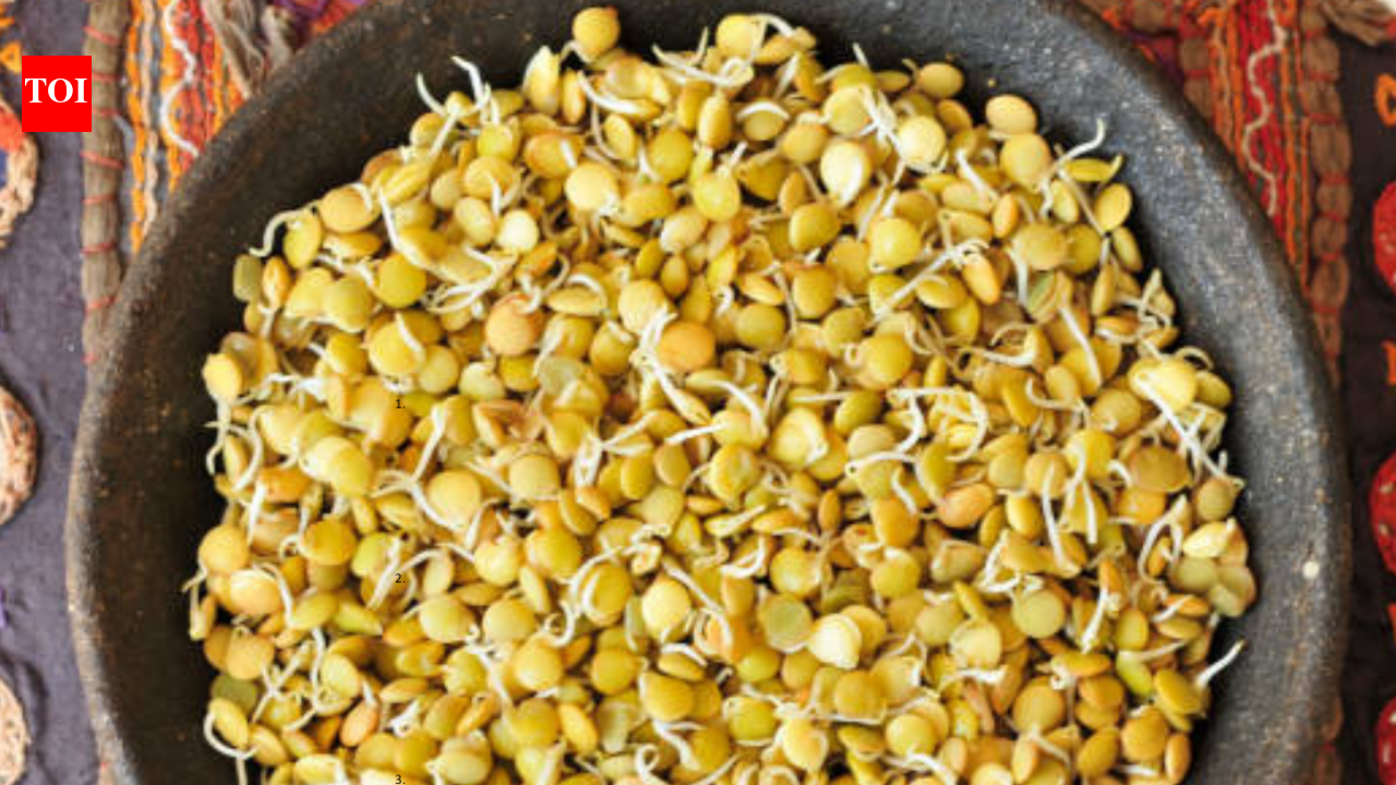 7 summer-friendly ways to eat sprouted moong dal