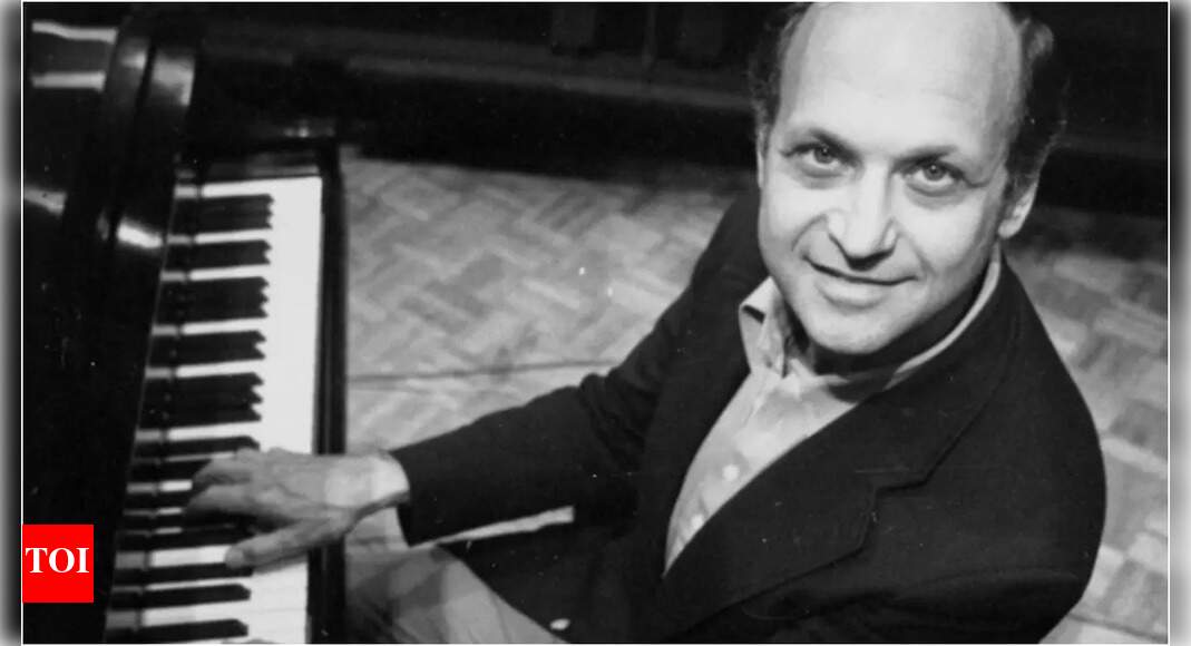 “एनी” और “रेंज, बर्ड” के पौराणिक संगीतकार चार्ल्स स्ट्रॉज़, 96 पर जाते हैं फिल्म की अंग्रेजी समाचार