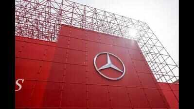 Maharashtra govt MoU with Mercedes Benz India for road safety