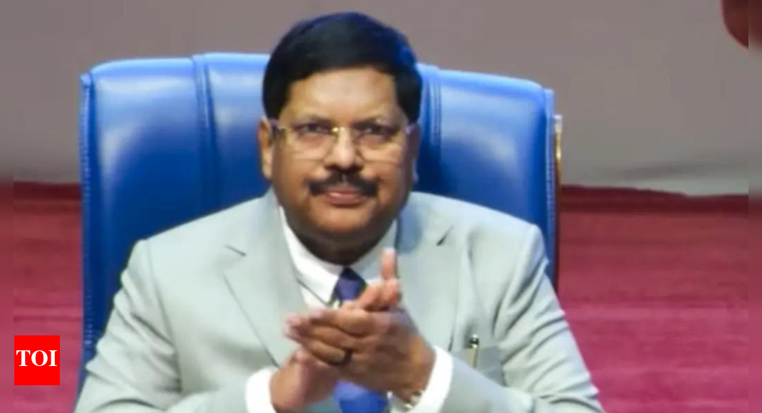 “मुझे खुले तौर पर बाहर आना है”: बेला त्रिवेदी के विदाई फेयरिंग समारोह के बिना CJI SCBA SCBA | भारत समाचार