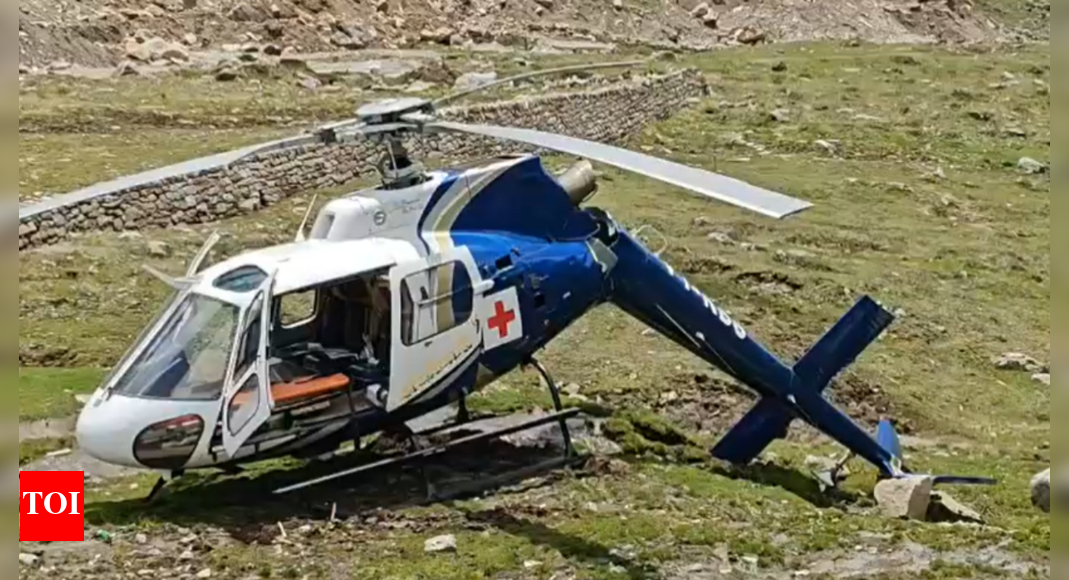 Air ambulance crashes while landing at Kedarnath, narrow escape for pilot
