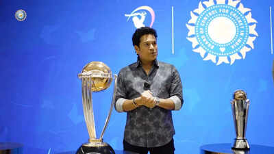  Sachin Tendulkar inaugurates 'SRT 100' at BCCI HQ - watch video